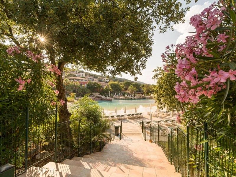 Charmant Appartement Village Restanques De Saint Tropez Grimaud Kültér fotó