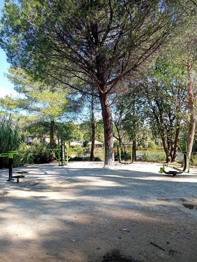 Charmant Appartement Village Restanques De Saint Tropez Grimaud Kültér fotó